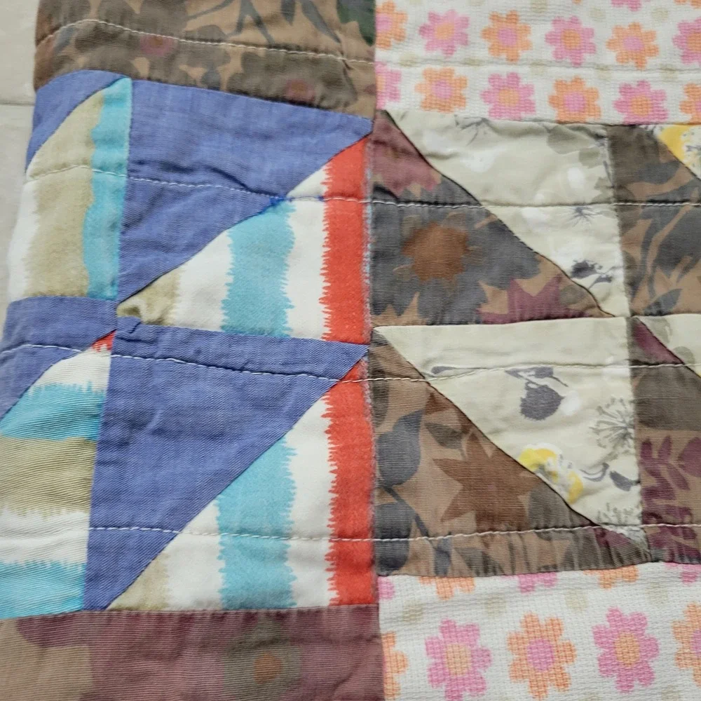 Vtg Handmade Patchwork Quilt Reversible 74x69 Farmhouse Throw Machine Stitch
